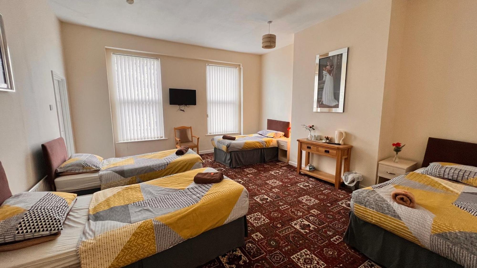 Castle Lodge Guest House 86-88 Sheil Rd L6 3Af Liverpool Eksteriør billede